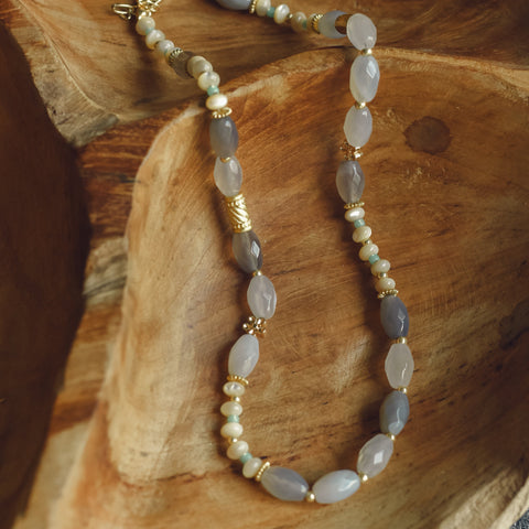 16" Moon Mist Necklace