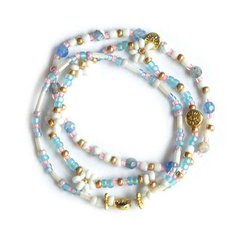 (SET OF BRACELETS) Giggles
